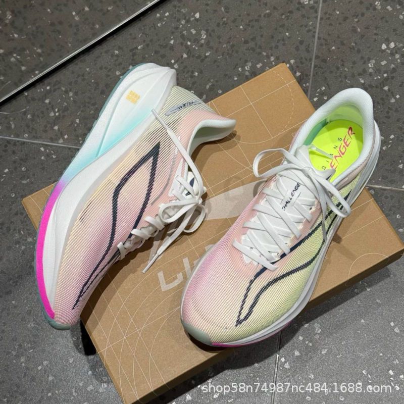 New Ultra-light Men's Sports S - огляд і ціна Sneaker Career