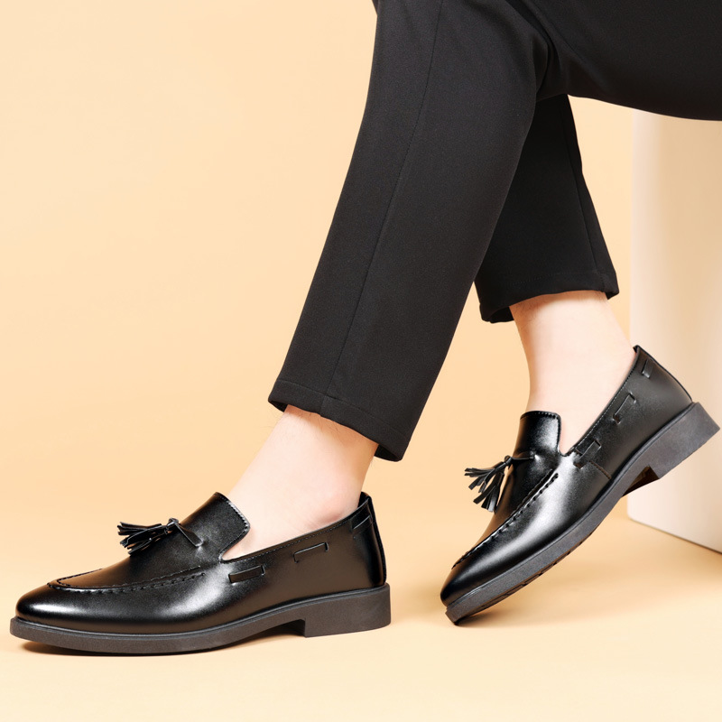 Large-sized Comfortable Men's  - огляд і ціна Sneaker Career