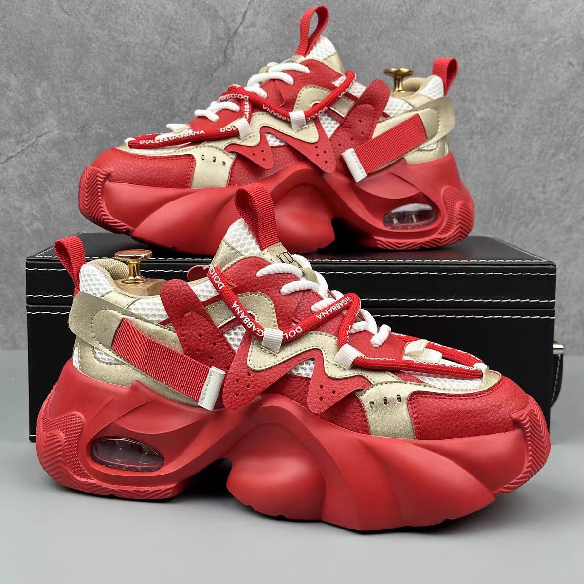 New Dad Shoes Color-blocked Ca - огляд і ціна Sneaker Career